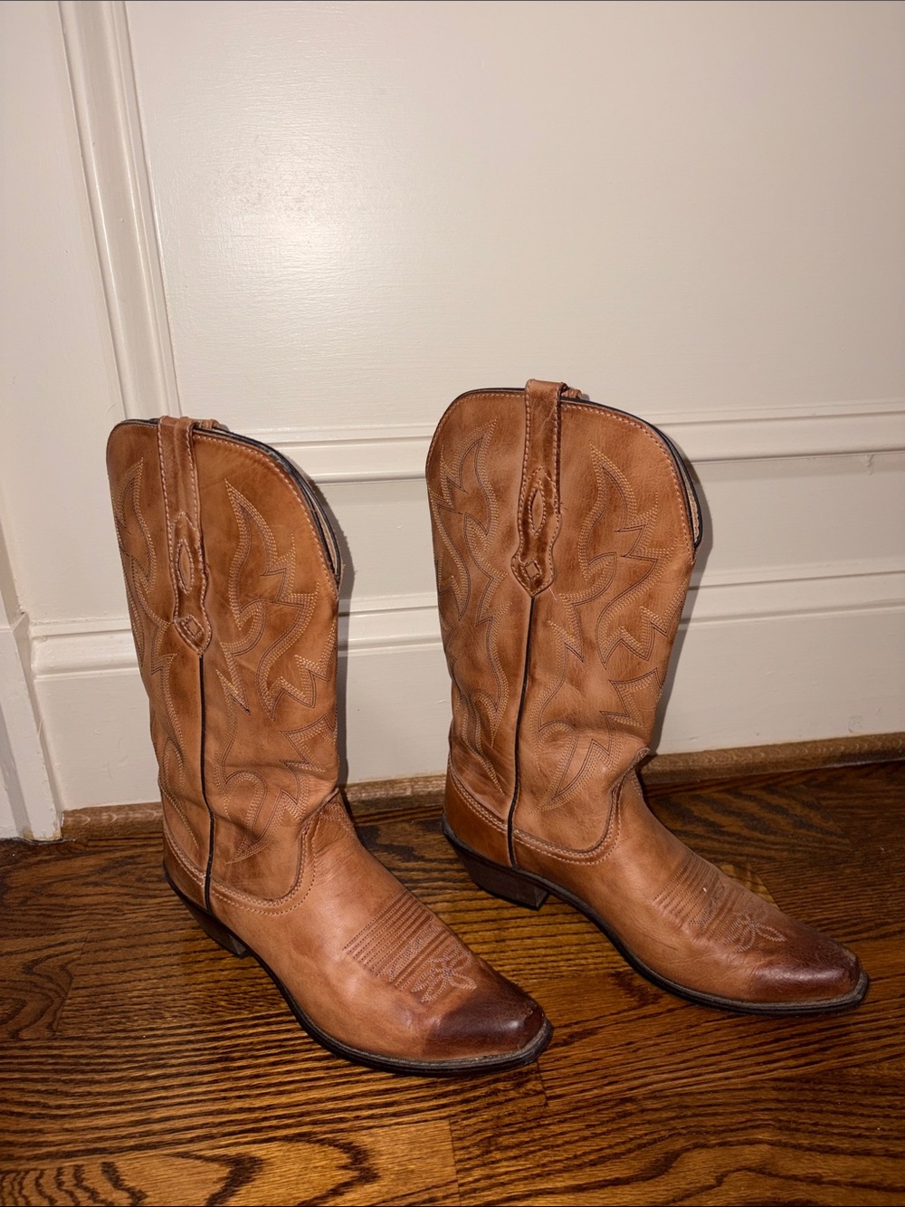 Women’s Tan Leather Western Cowboy Boots